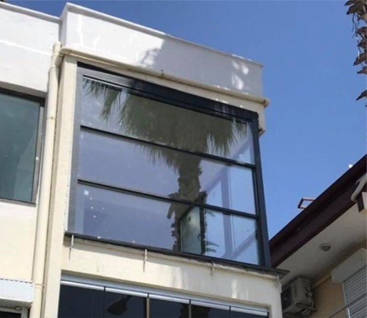 tambalkon giyotin cam balkon sistemleri referansları Albert Genau Cam Balkon (4)
