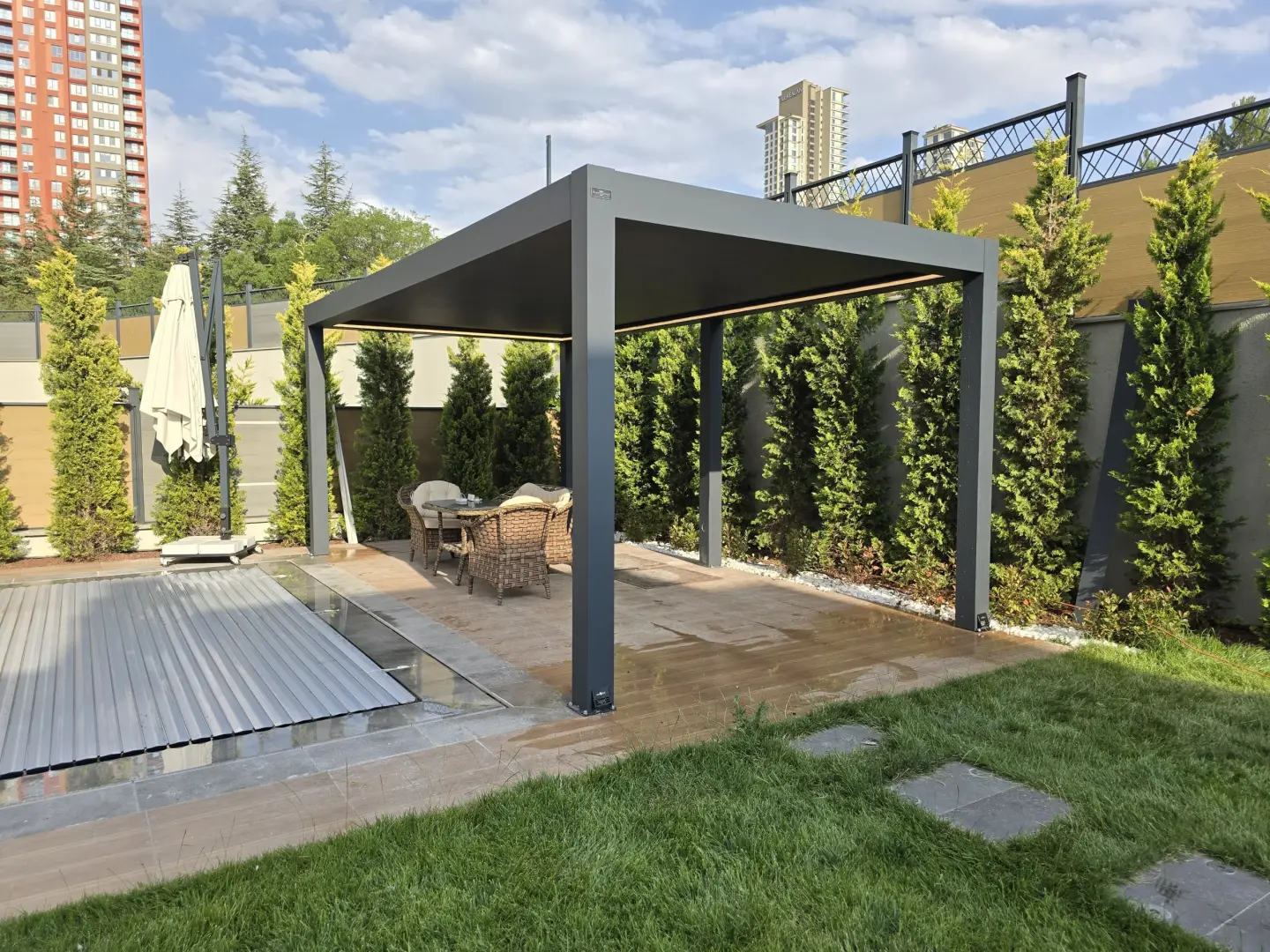 Albert Genau Bioklimatik Pergola (6)